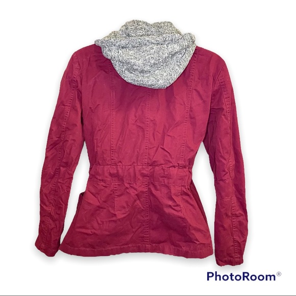 Red Hooded Jacket - Picture 4 of 7